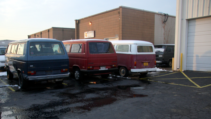 Illustration for article titled The Time I Chopped Up A Dozen Volkswagen Bugs With A Sawzall